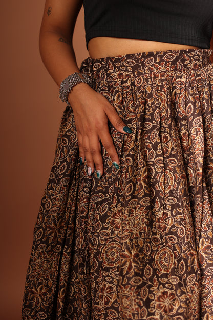 Maxi Skirt in Brown
